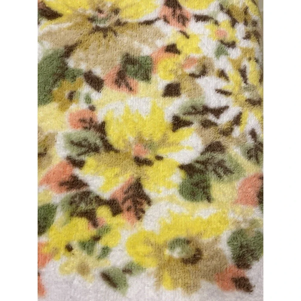 Vtg 70s Springmaid Bath Towel Floral Fringe 100% Cotton USA Made EUC